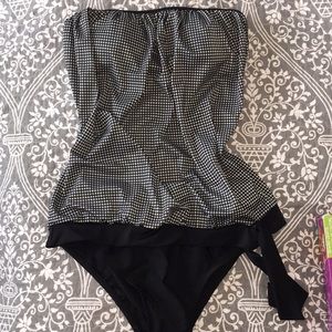 Dippin Daisies sz 12 two-piece black bathing suit